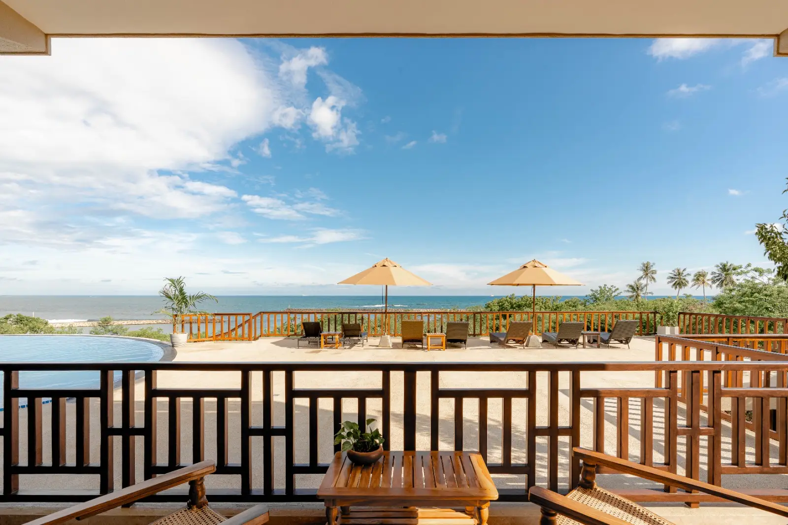 ananthaya beach Deluxe Family Suite with Sea View 2