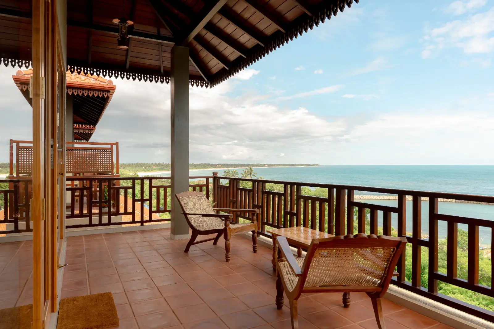http://ananthaya%20beach%20Superior%20Suite%20with%20Sea%20view%20(11)